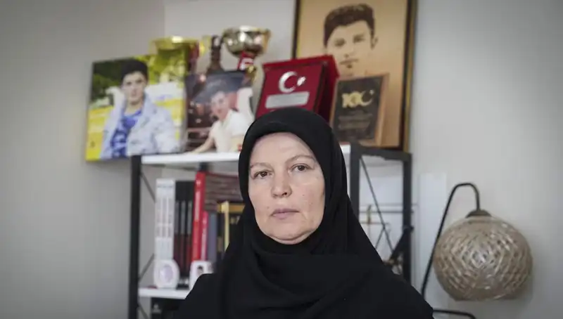 15 Temmuz’un Unutulmayan Şehidi Mahir Ayabak ve Annesinin Bitmeyen Acısı