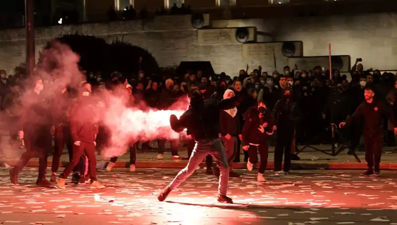 Yunanistan’da Hükümete Gensoru: Sokaklar Protestolarla Sarsıldı