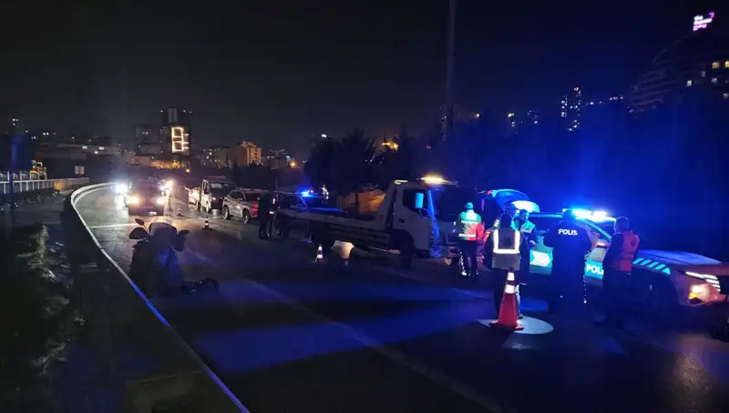 TEM Otoyolu'nda Şok Edici Kaza: Sarhoş Adamı Sürükleyen Araç Dehşet Saçtı