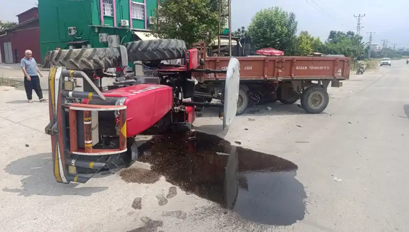 Traktör ve Otomobil Çarpıştı: İstanbul'da Korkutan Kaza