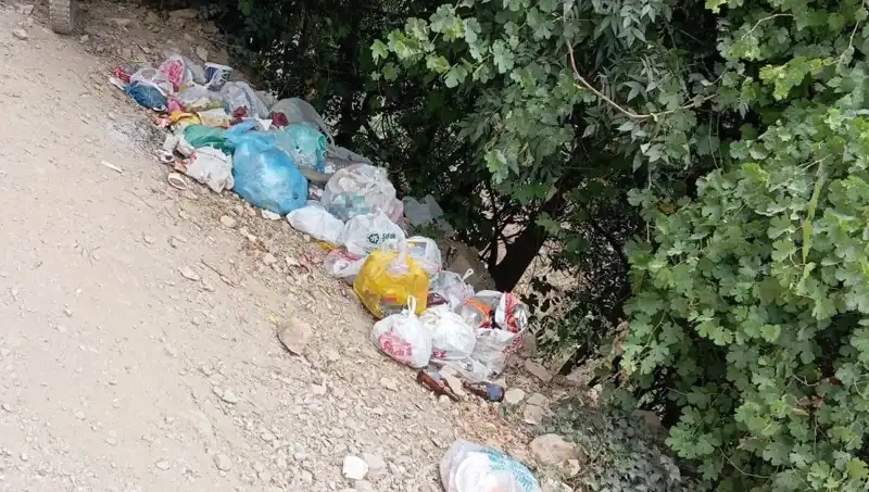 Kato Dağı'ndaki Kaval Şelalesi'nde Çöp Krizi: Doğanın Sesi Yüzde Yüz Kesiliyor mu?