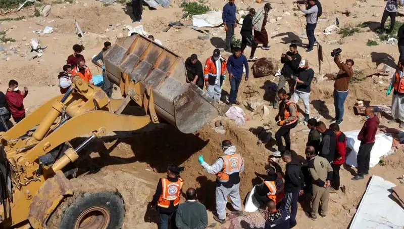 Şifa Hastanesi Avlusunda Gömülü 61 Ceset: Gizemli Olayın Perde Arkası