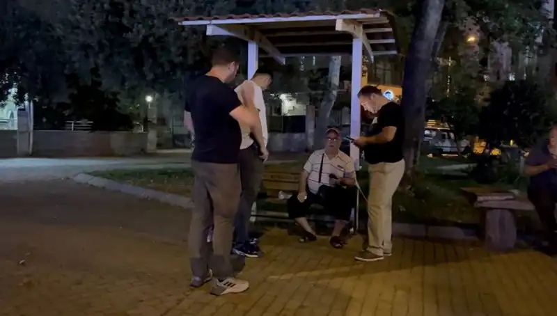 Görme Kaybı Olan Adamın Telefonunu Çaldılar: Şehir Güvenliği Tehlikede mi?