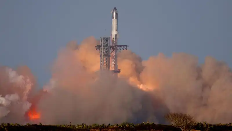 Starship Uzay Roketi, 8. Testinde Yeniden Patladı: Ne Anlama Geliyor?