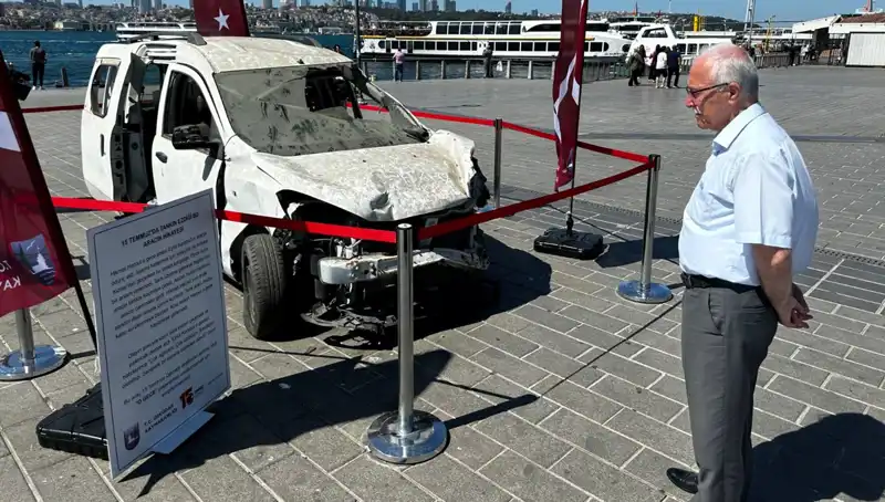 15 Temmuz’un Unutulmaz Anı: Tank Altında Kalan Otomobiller Sergileniyor
