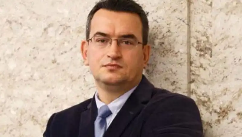 DEVA Partisi Kurucu Üyesi Metin Gürcan’ın Hayatı ve Siyasi Kariyeri Hakkında Her Şey