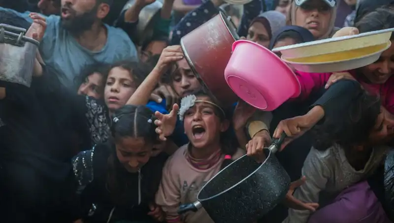 Gazze'de Açlık Krizi Başlıyor: Un Stokları Tükendi, Halk Tehlikede
