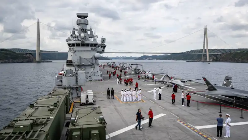TCG Anadolu, Sarayburnu'ndan İlk Kez Ayrıldı: Yeni Bir Dönem Mi Başlıyor?