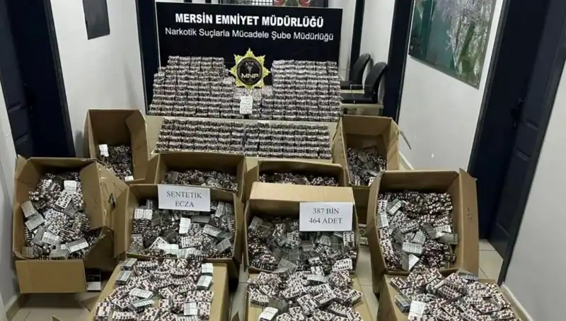 Mersin'de Tarihi Uyuşturucu Operasyonu: 387 Bin Hap Ele Geçirildi!