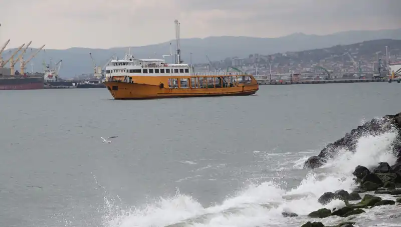 Tekirdağ'da Deniz Ulaşımına Poyraz Engeli: Yolculuklar Durma Noktasında
