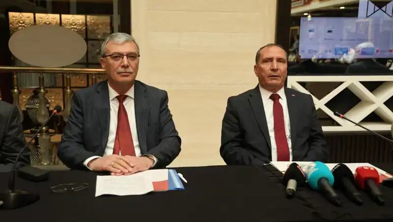 Konya'da Yeniden Refah Partisi'nde Şok İstifalar: İki Belediye Başkanı Görevden Ayrıldı