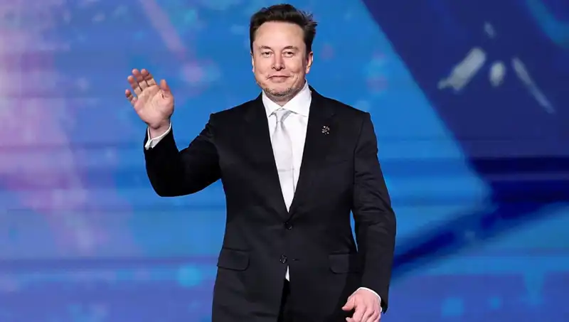 Tesla'nın Yenilikçi "Canavarı" Artık Rafdaki Yerini Aldı!