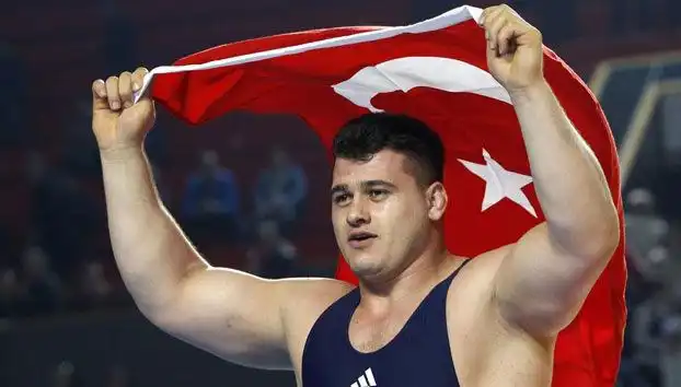 Milli Güreşçi Rıza Kayaalp'e Şok Ceza: 4 Yıl Men Aldı!