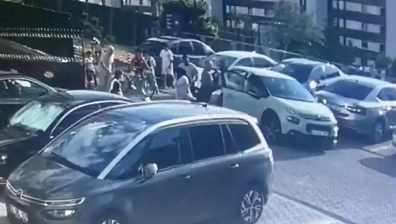 Eşini ve Yakınlarını Araba ile Ezdi: Aile Dramı Sonrası Şok Edici Gelişmeler