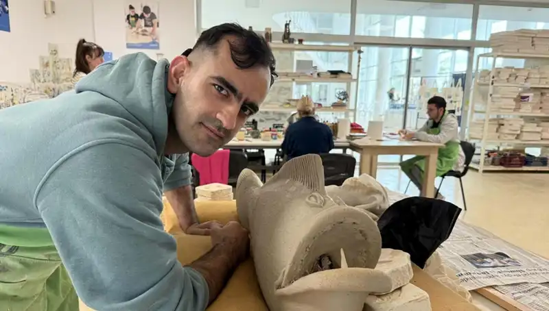 İşitme Engelli Genç Rıfat Can: Başarı Hikayesiyle Topluma İlham Veriyor