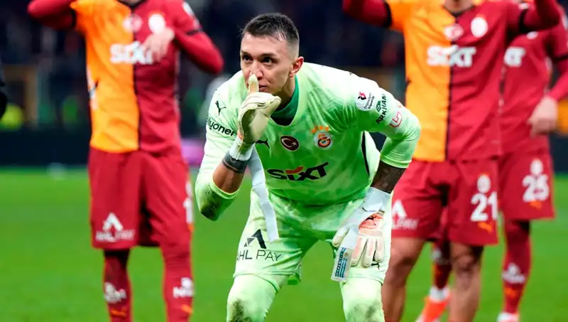 Muslera'nın Yerini Alacak İsim Kim Olacak? Transfer İddiaları Güçleniyor!