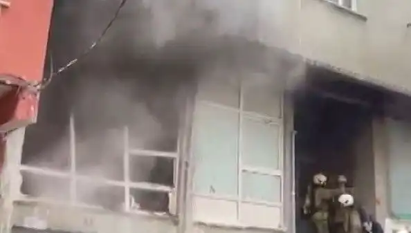 İstanbul'daki Beş Katlı Binada Büyük Yangın: Hayatını Kaybedenler ve Yaralılar