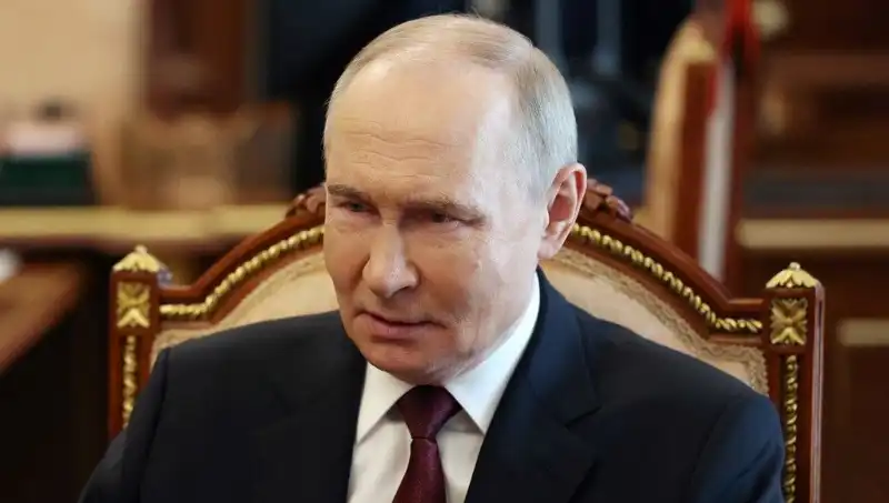 Putin'den İran ile Stratejik Ortaklık Anlaşması: Yeni Dönemin Ayak Sesleri