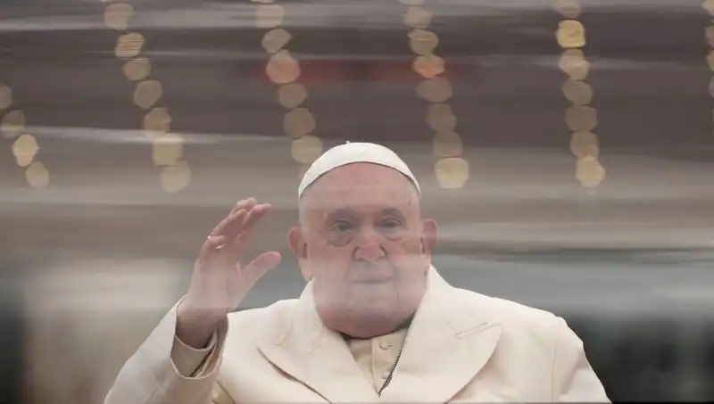 Papa Francis Hastaneden Sesli Mesaj Yayınladı: "Buradan Size Eşlik Ediyorum!"