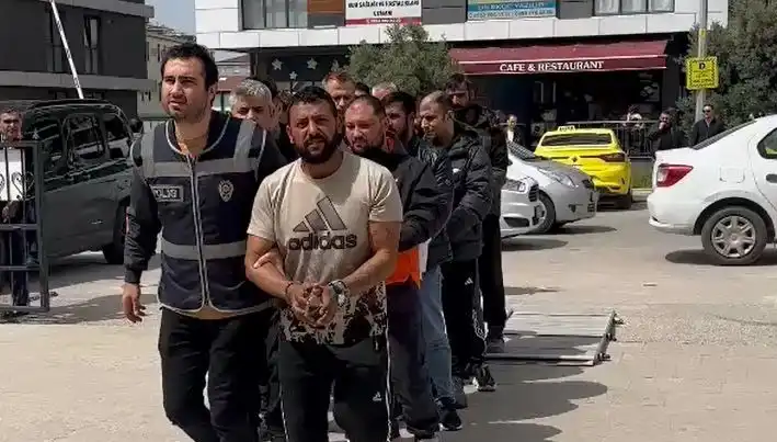 Edirne'de Şok Operasyon: Yedi Firari Cezasını Buldu!