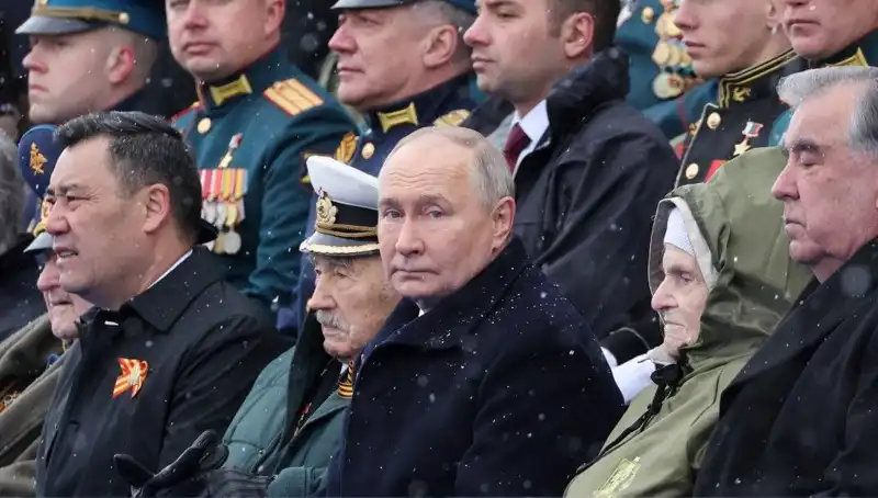 Rus Ordusu Genişliyor: Putin'den Tarihi Bir Askeri Hamle Açıklaması