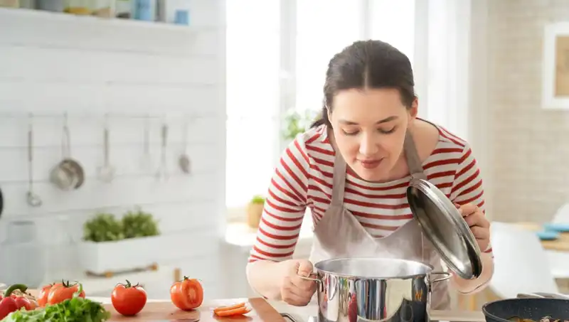 Yemek Hazırlarken Yaptığımız Ölümcül Hata: Uzmanlar Uyarıyor!