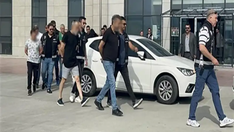 Hayal Satışı: 36 Bin Kişiyi Dolandıran Turizm Firması Skandalı