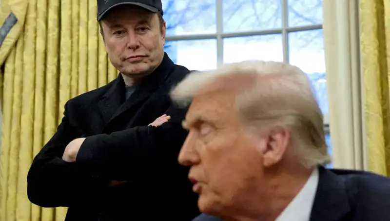 Elon Musk, Trump Yönetiminden Ayrılarak Yeni Bir Döneme Mi Giriyor?