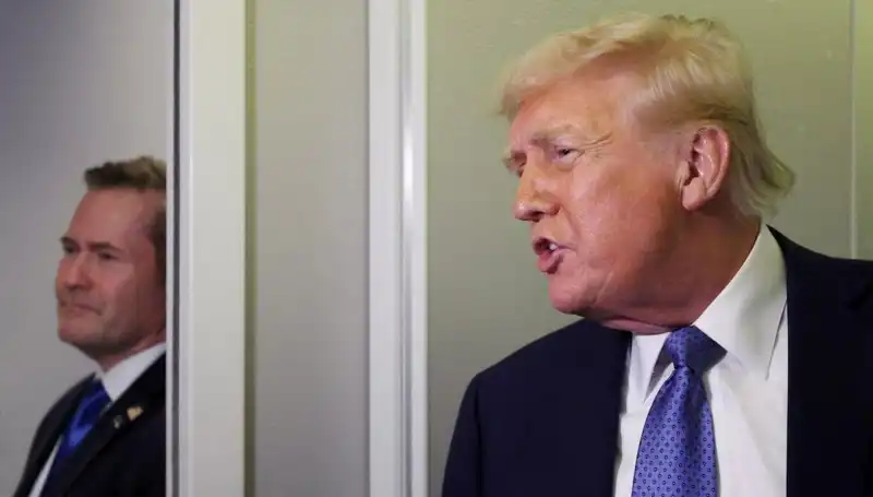 Trump’ın Sırrı Yanlışlıkla Ortaya Çıktı: Mike Waltz Görevden Alındı