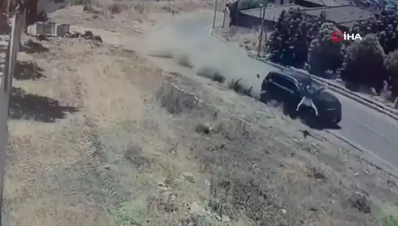 15 Yaşındaki Sürücünün Trafik Kazası Hayatları Kararttı!