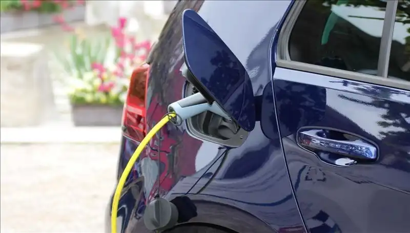 Yeni Elektrikli Araç: 1500 Kilometre Menzil Hedefiyle Tesla'yı Geride Bırakıyor