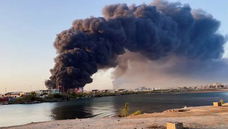 Port Sudan'da Patlamalar: Havalimanı ve Ordu Üssü Neden Hedef Alındı?