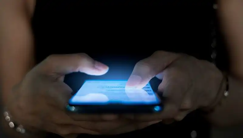 Narsisizmin Gizli İfadesi: Akıllı Telefon Kullanım Alışkanlığı