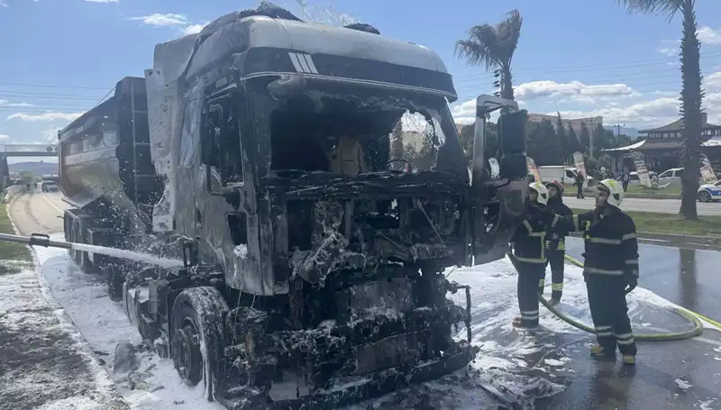 Kum Yüklü TIR Yangını: Nedenleri ve Sonrası
