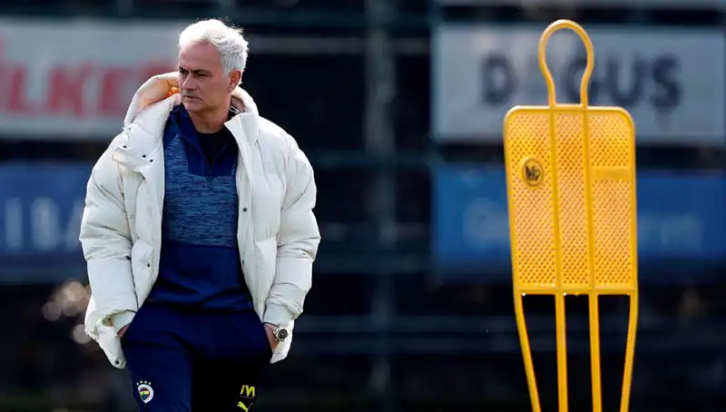 Fatura Mourinho'ya: Futbol Dünyasında Şok Edici Gelişmeler!