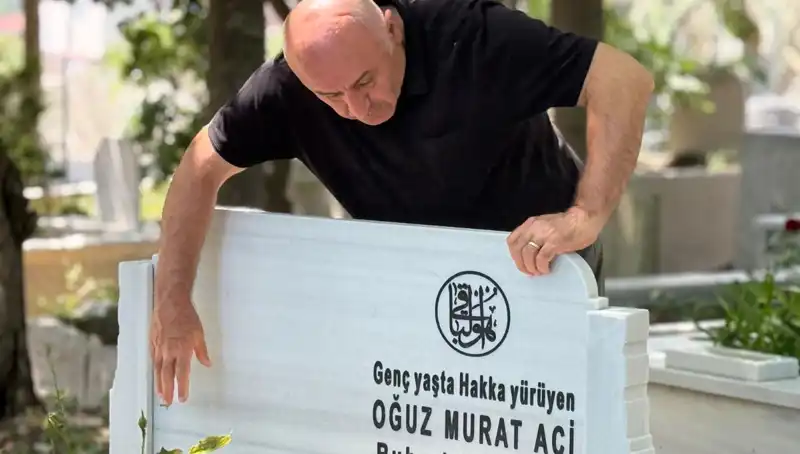 Aci Ailesinin Unutulmaz Babalar Günü: Gözyaşları ve Anılar