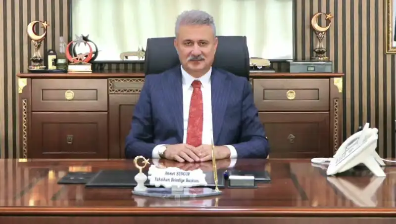 Yahşihan Belediye Başkanı Ahmet Sungur Gözaltına Alındı: AK Parti'den Önemli Açıklama Geldi